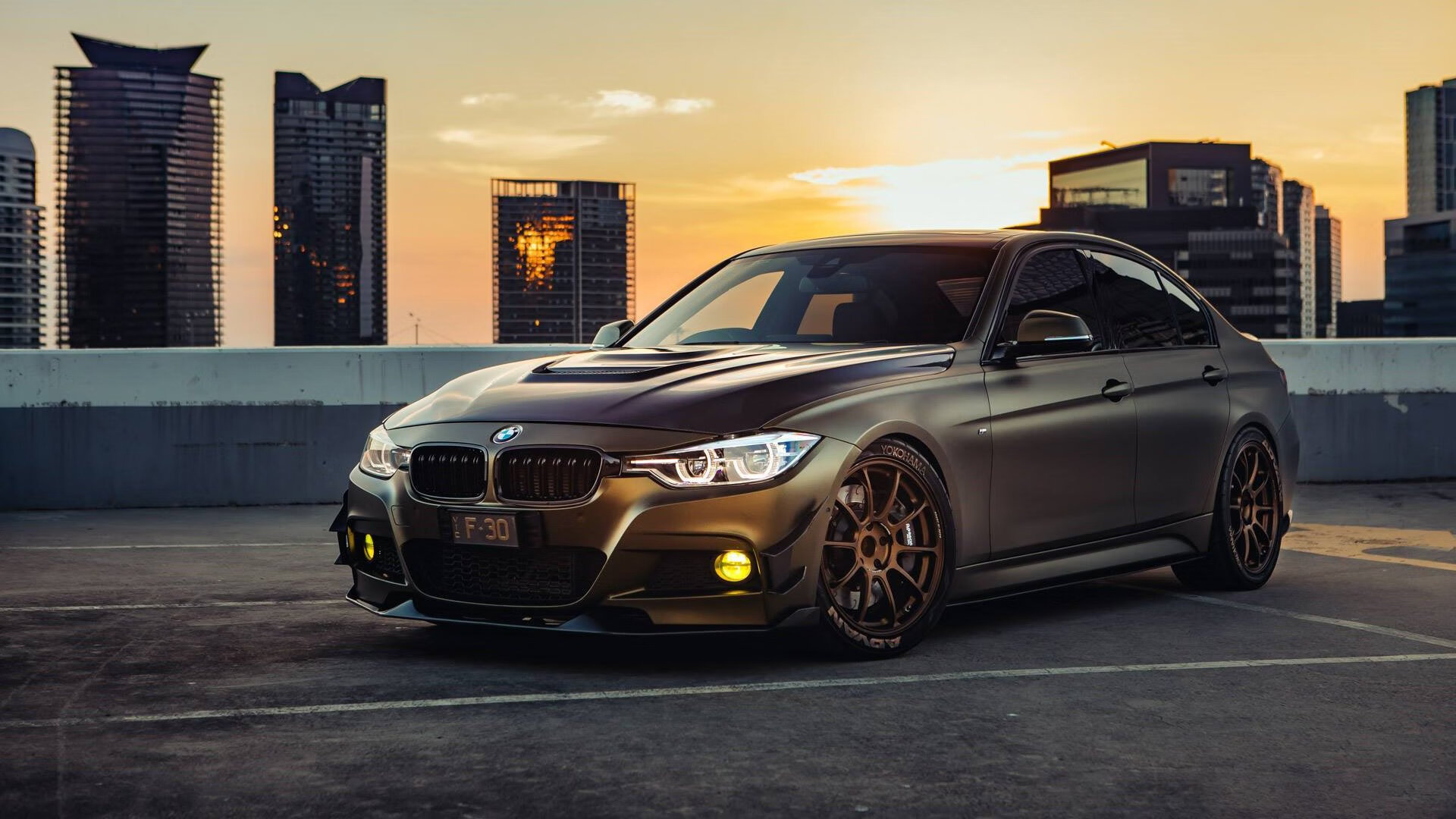 小镇传统扒竖赛，文化与力量的精彩对决