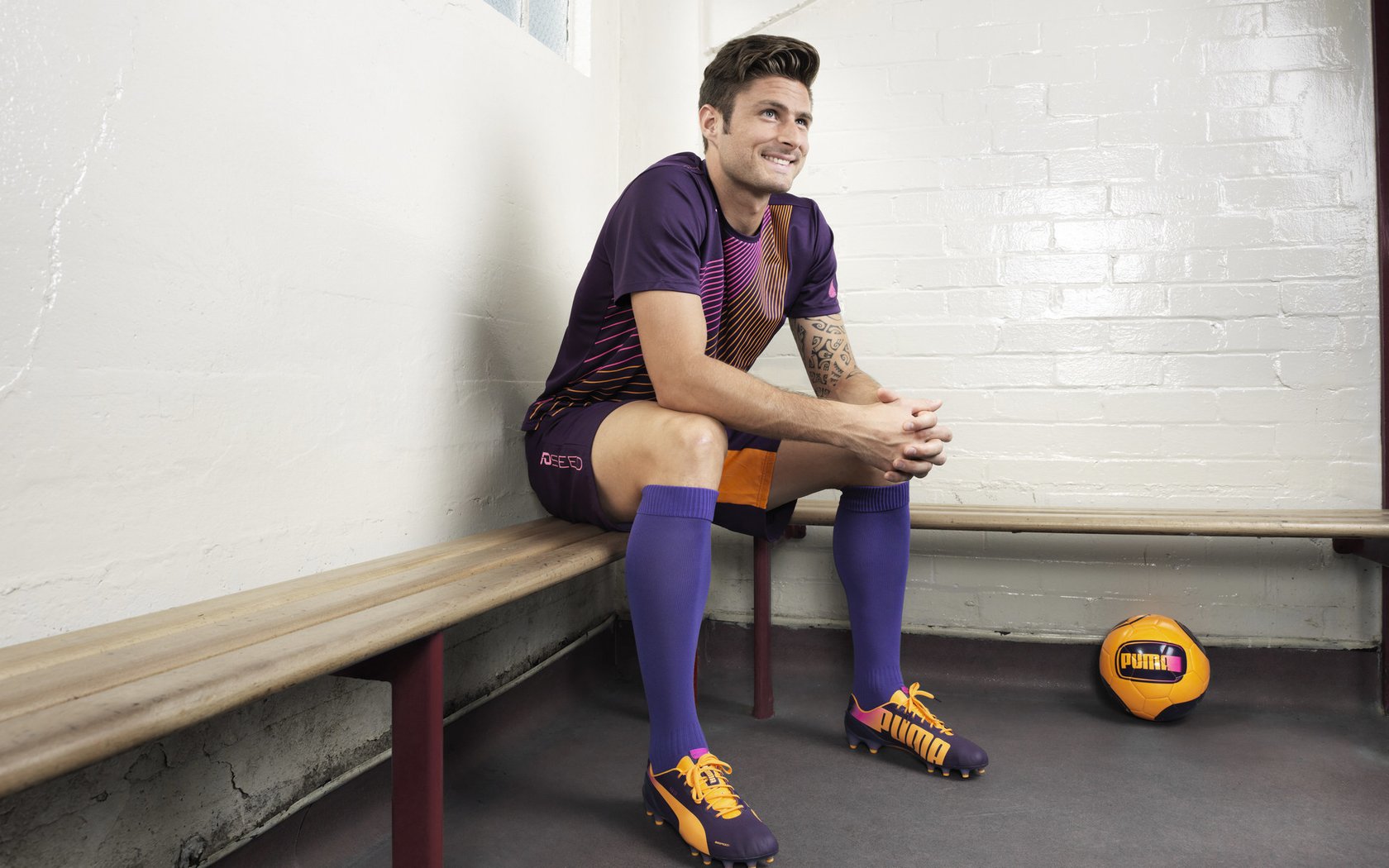 世界杯仅参赛一次，整体战绩1胜4负，世界杯的比赛多少场